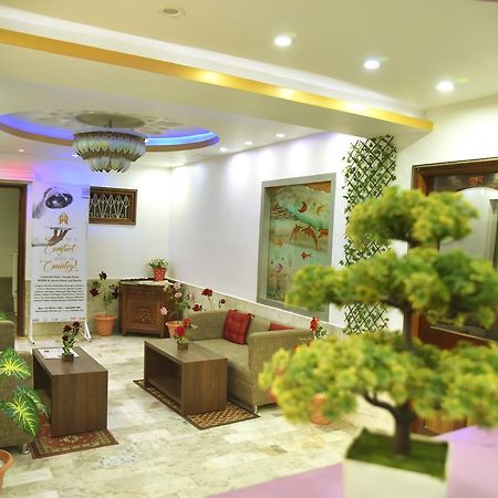 Hotel Rnb Select Vijay Delux Sultānpur Exterior foto